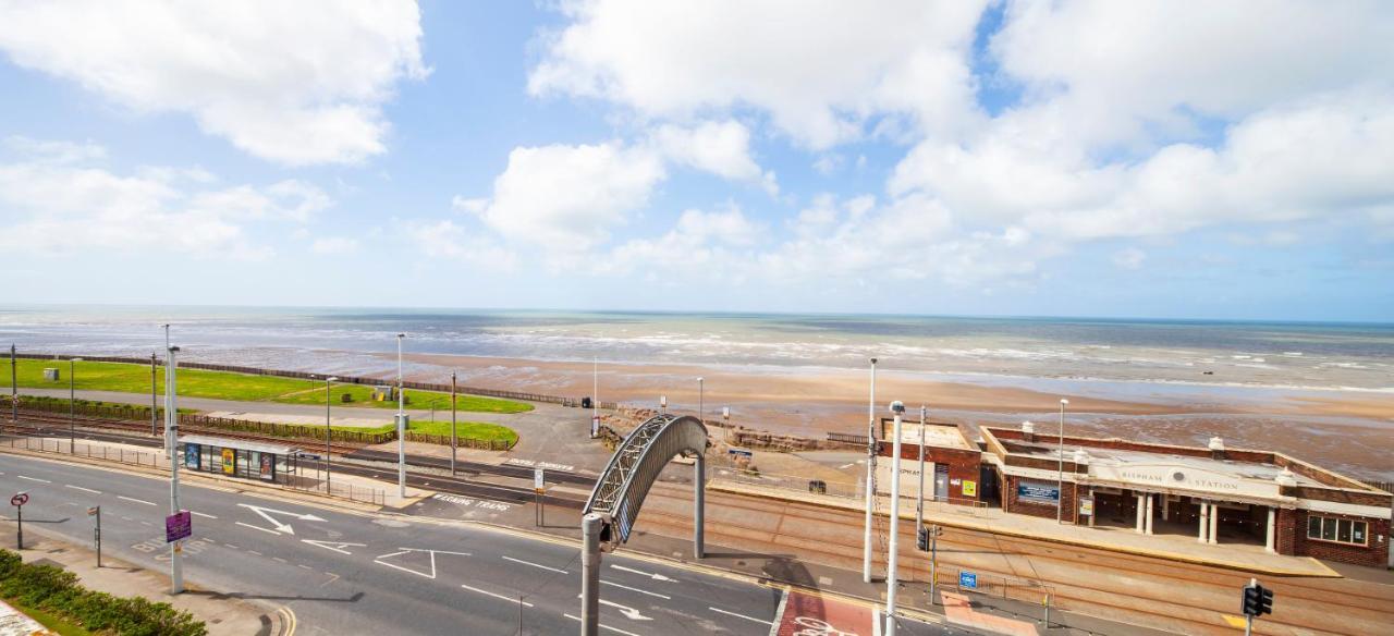 Queens Mansions: The Maisonette Blackpool Eksteriør billede